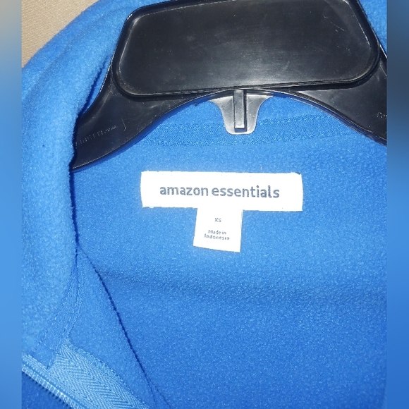Amazon Essentials Jacket - Picture 3 of 3